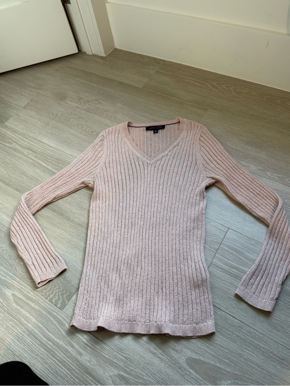 Tommy Hilfiger Pink Gold Metalic Ribbed V-Neck Sweater